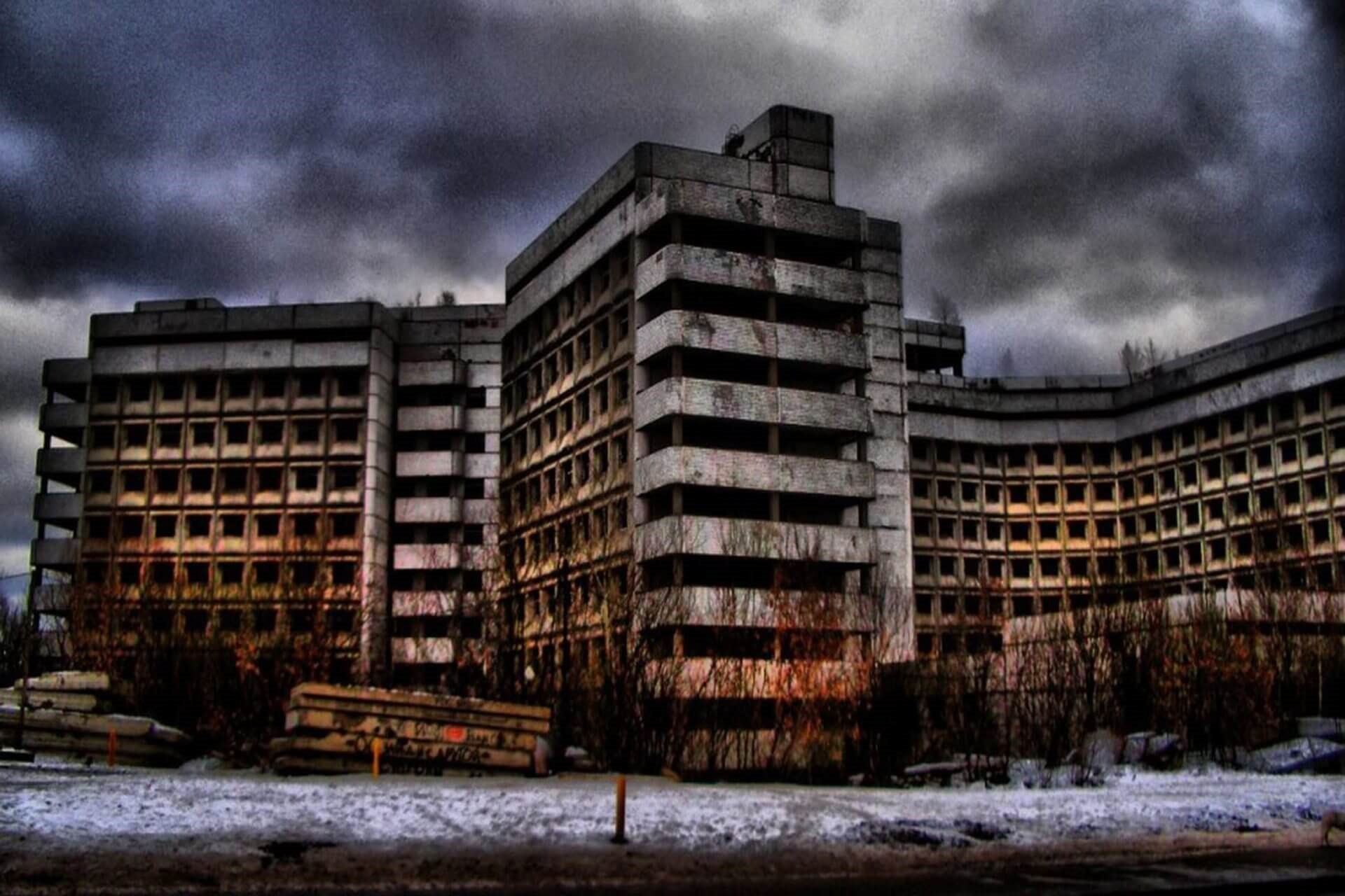 Zabroshennoye zdaniye