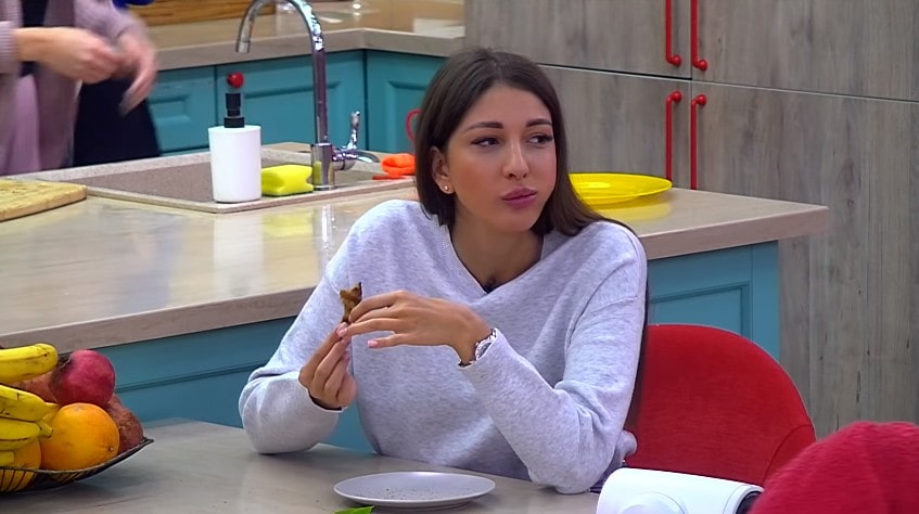yana zakharova pokinula dom 2