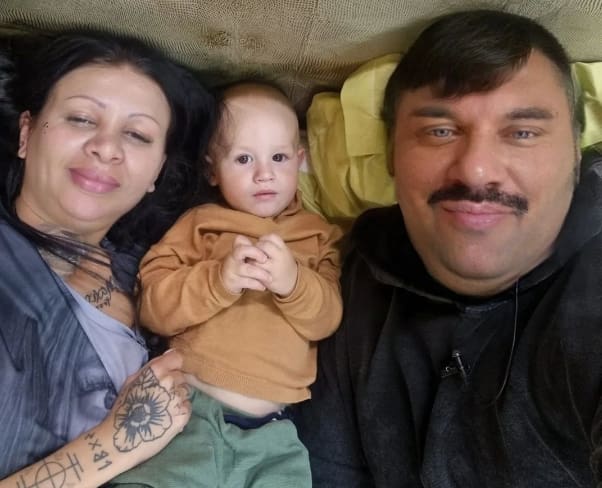 artem grant i klava bezverhova