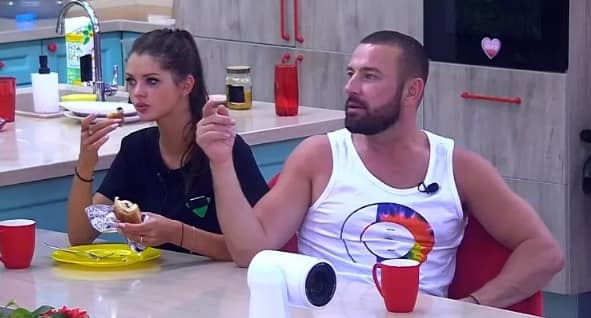 aleksey adeyev vernulsya na dom 2